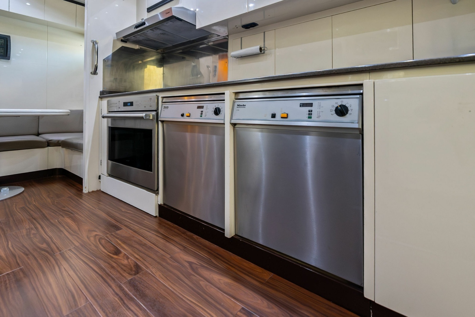 INCOGNITO 130ft Mangusta Yacht For Sale