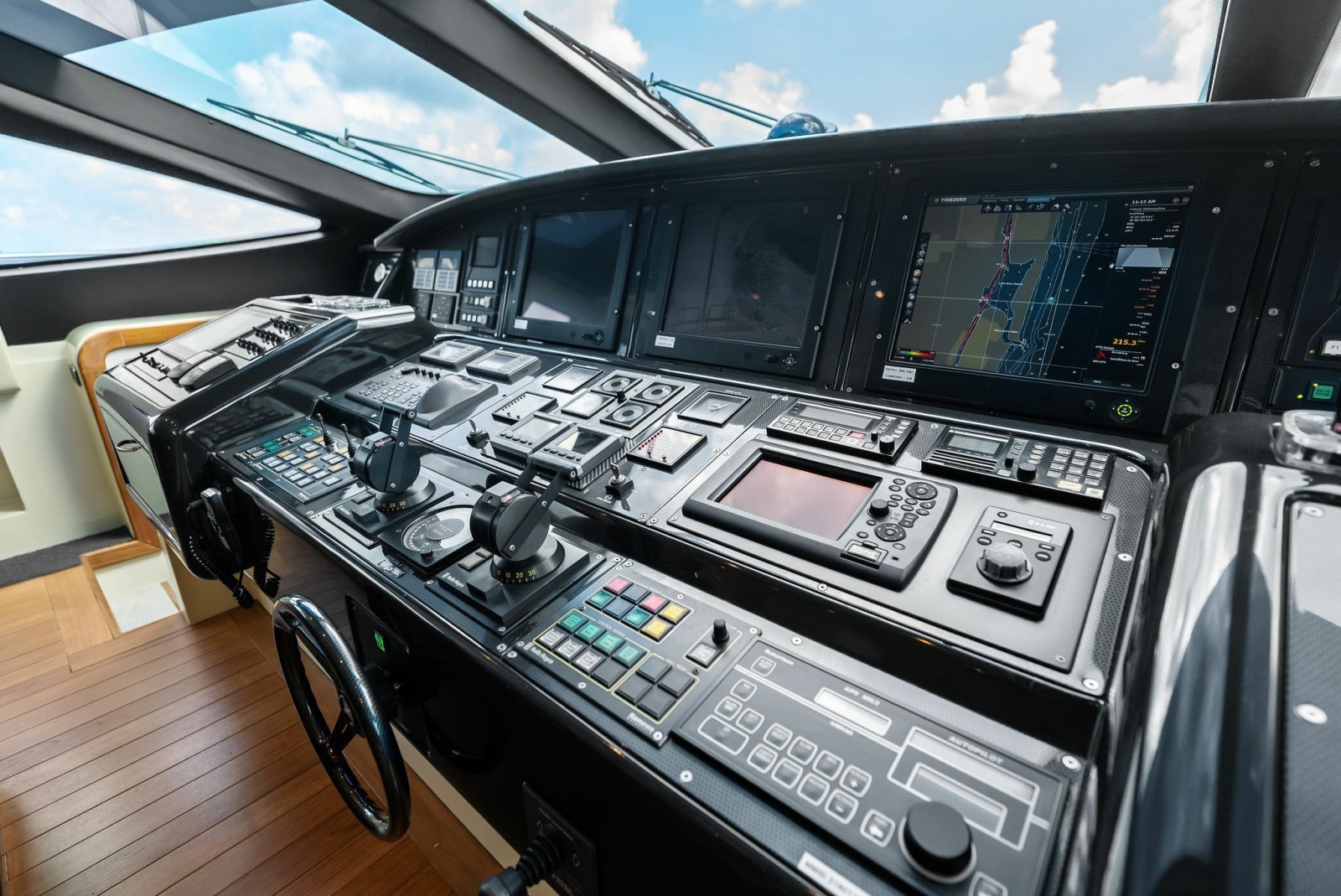 INCOGNITO 130ft Mangusta Yacht For Sale