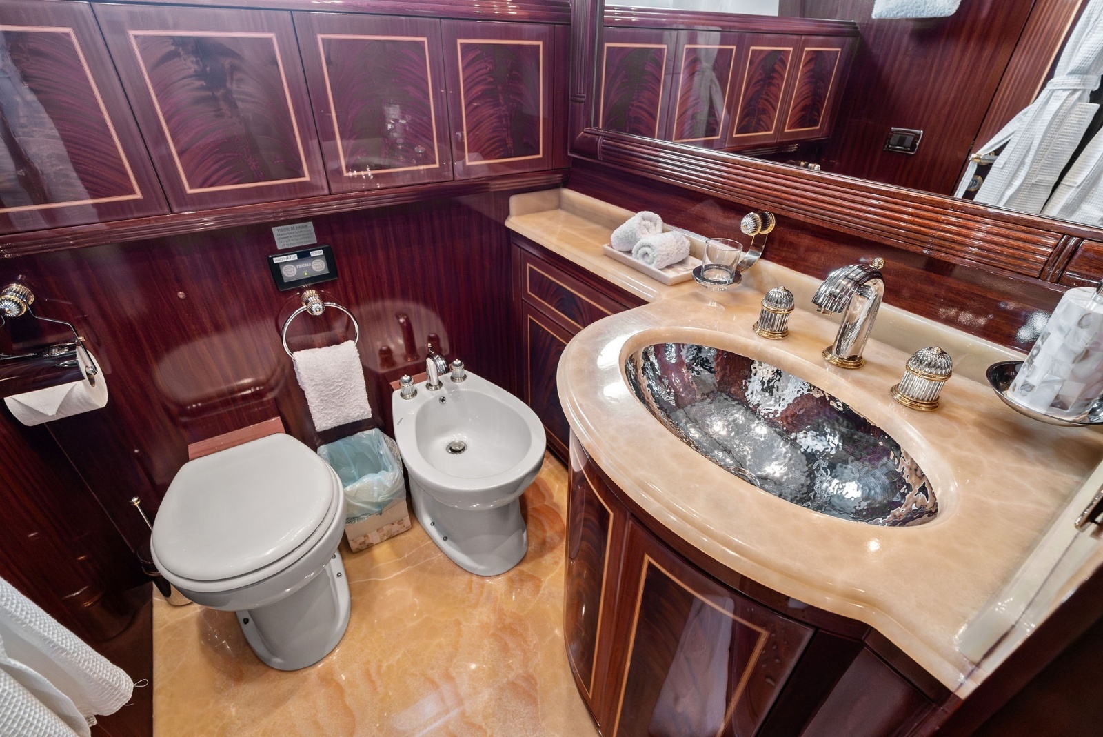 INCOGNITO 130ft Mangusta Yacht For Sale