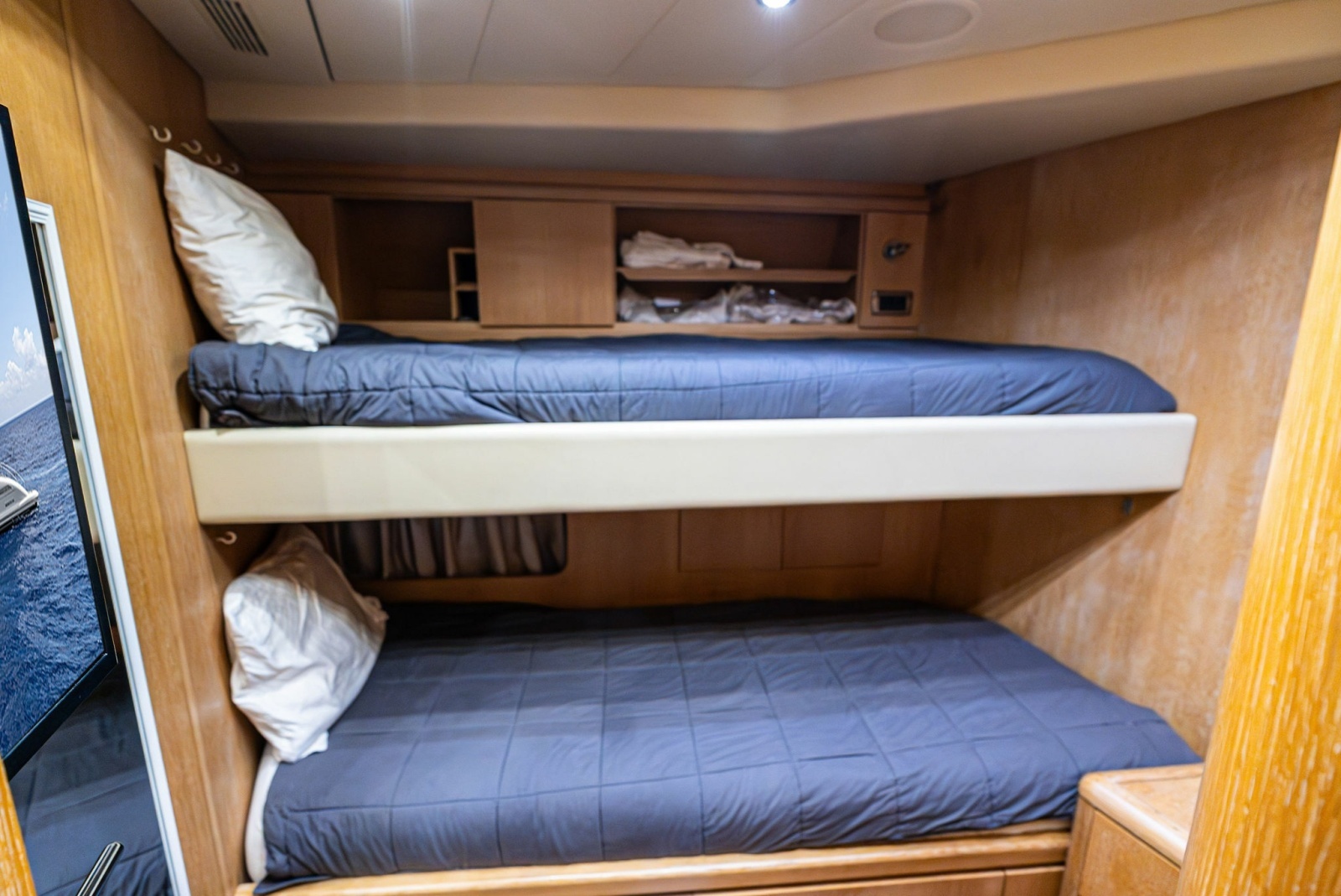 INCOGNITO 130ft Mangusta Yacht For Sale