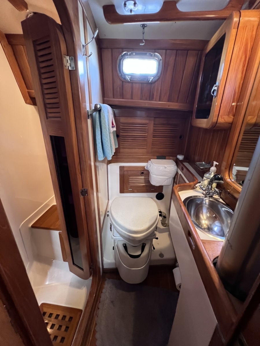 AVALON 38ft Cabo Rico Yacht For Sale