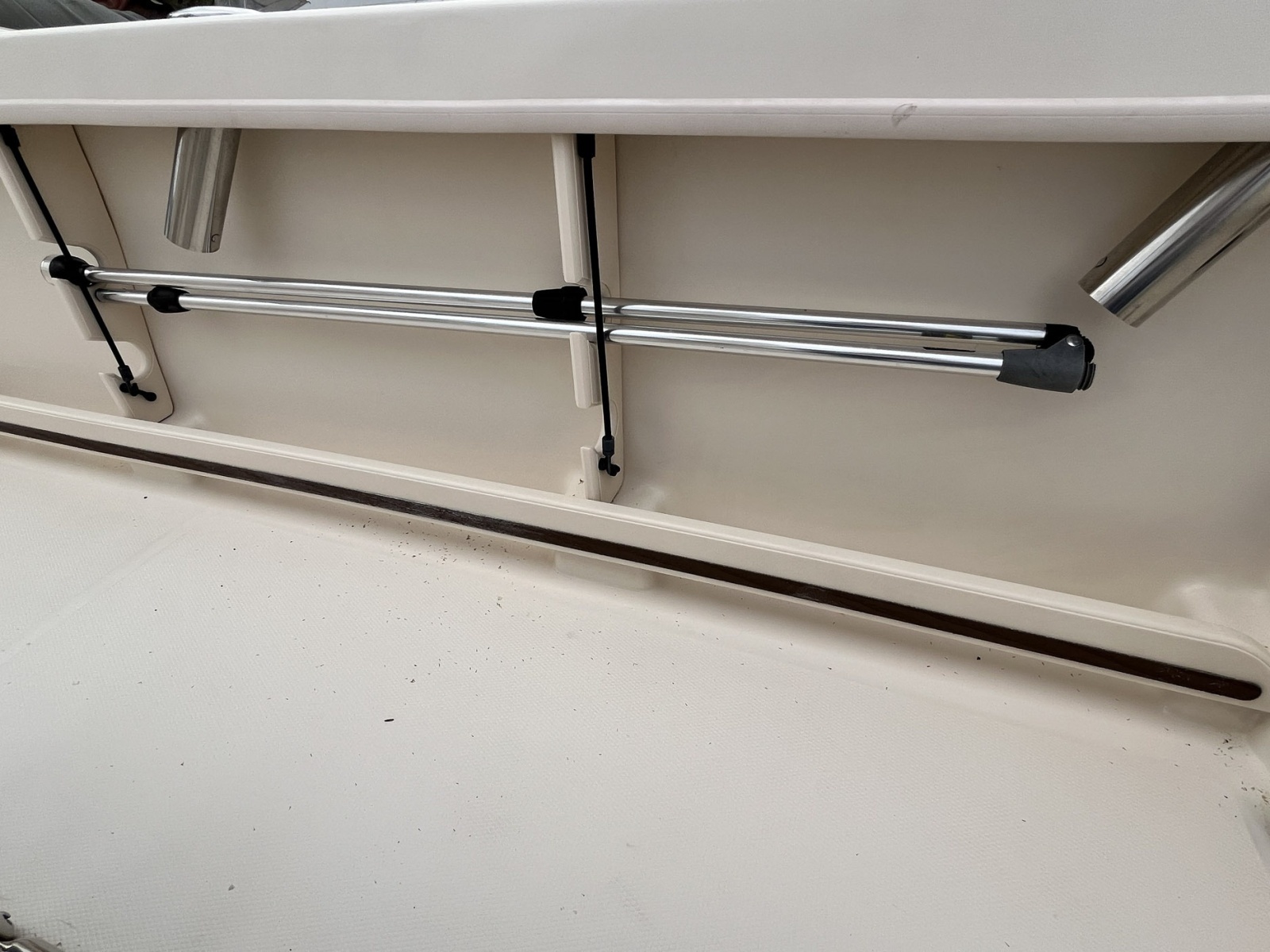 18ft Grady White Yacht For Sale