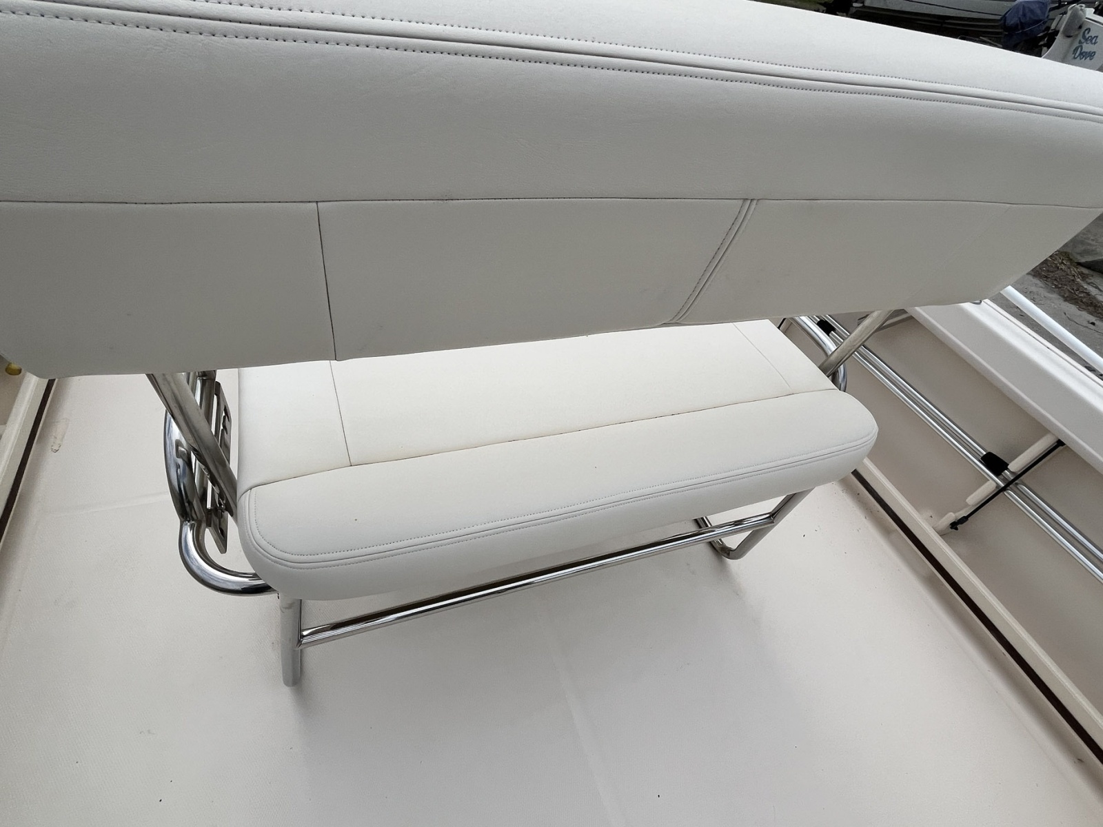 18ft Grady White Yacht For Sale