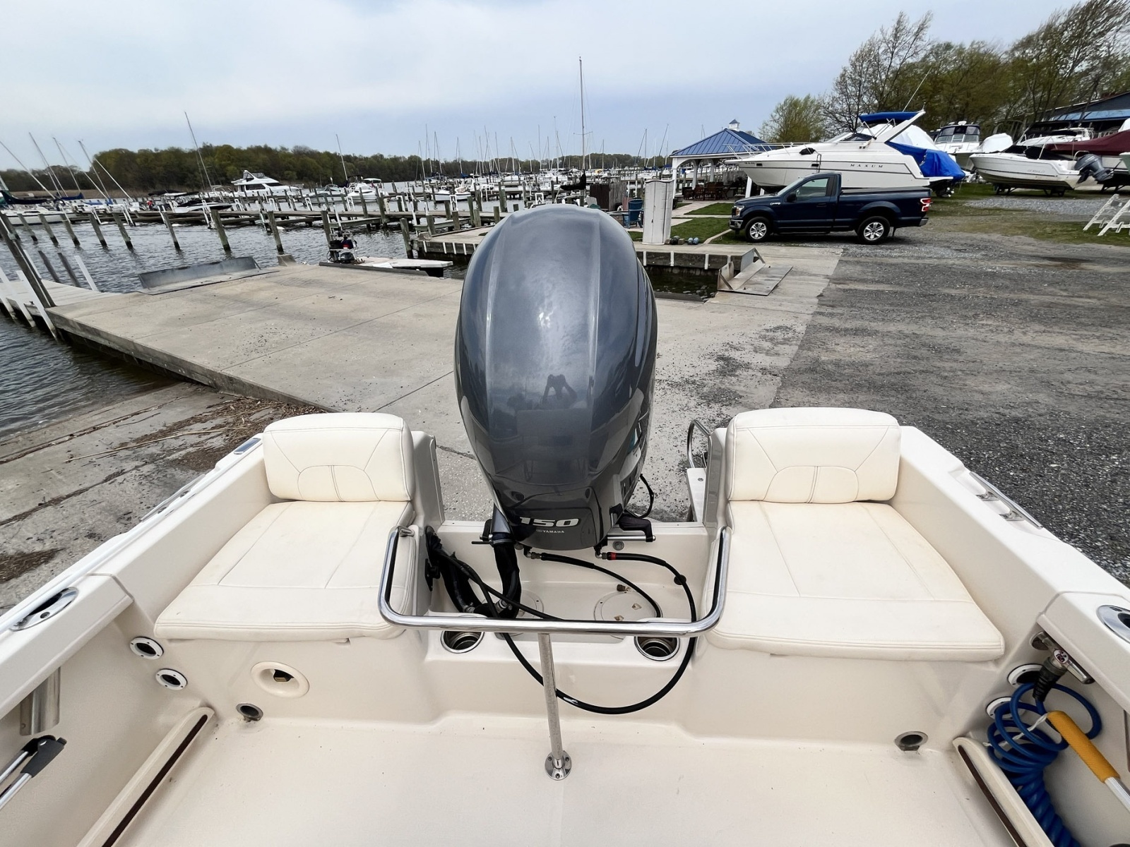 18ft Grady White Yacht For Sale