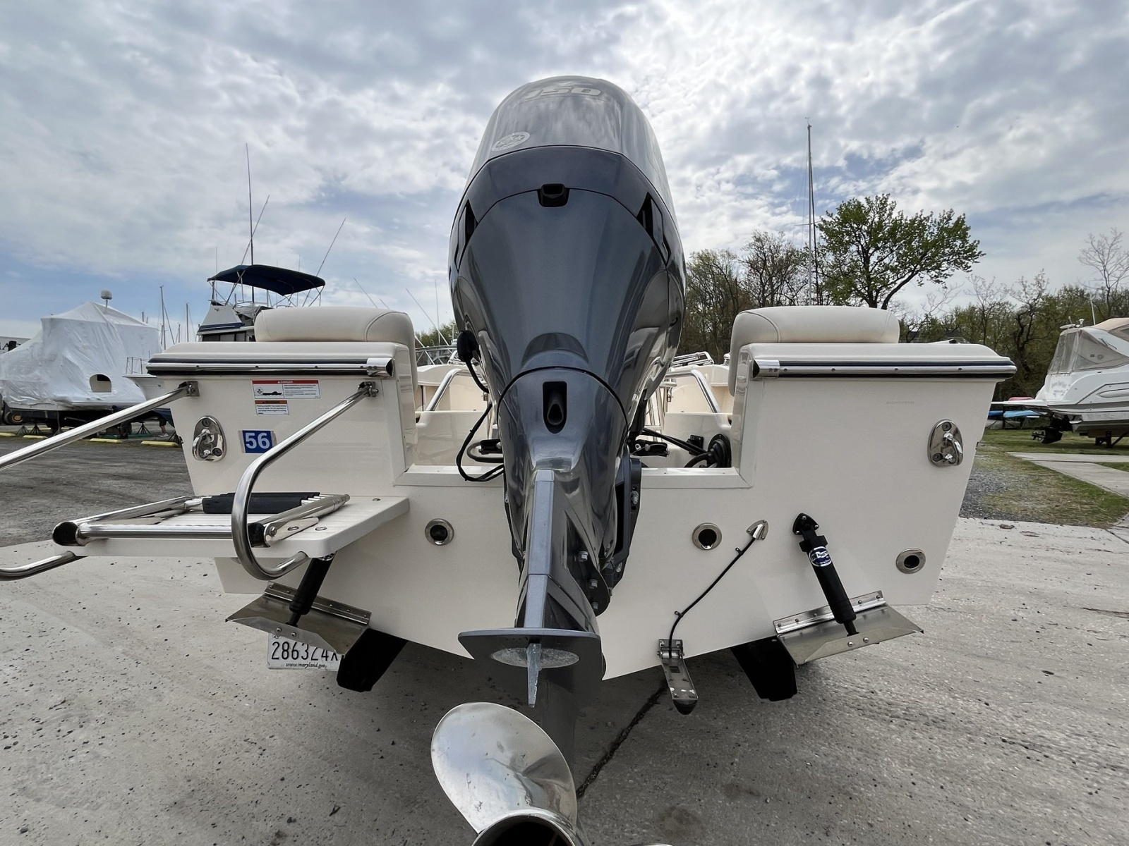 18ft Grady White Yacht For Sale