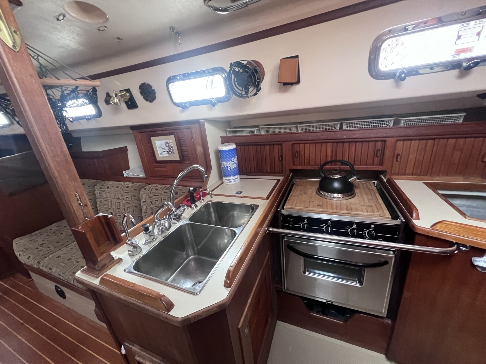 37ft Island Packet Yacht For Sale