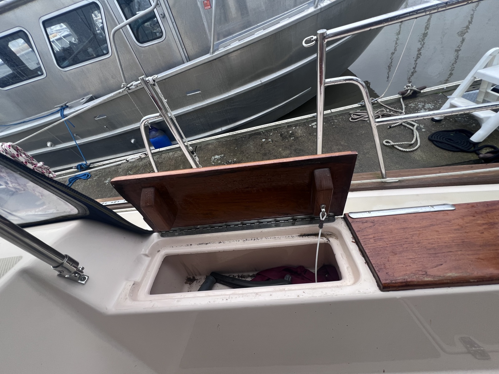 37' 1997 Island Packet 37