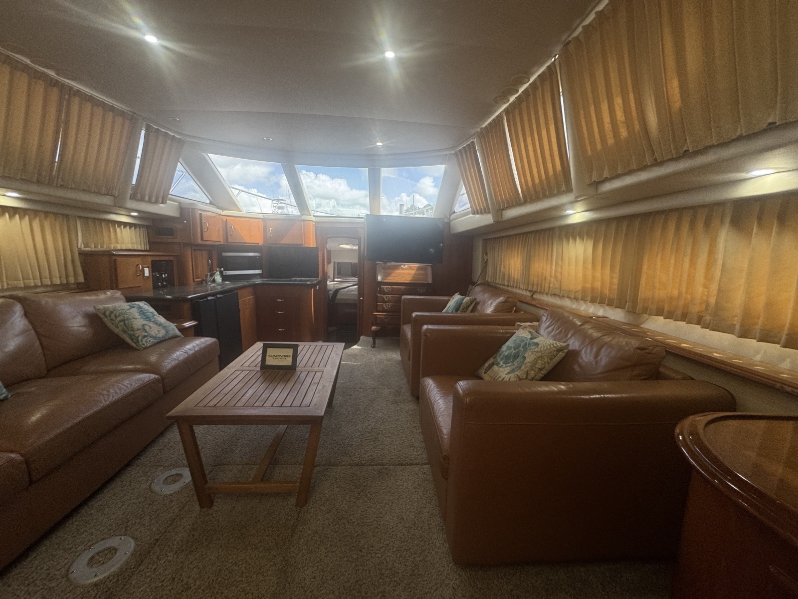 46ft Carver Yacht For Sale