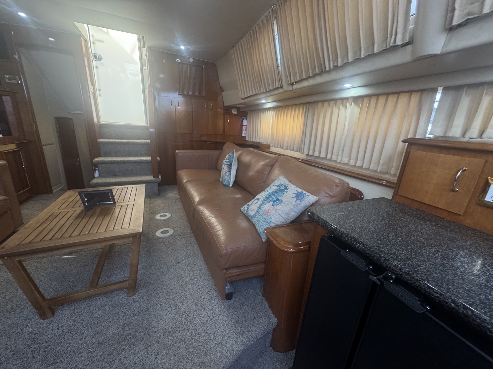 46ft Carver Yacht For Sale