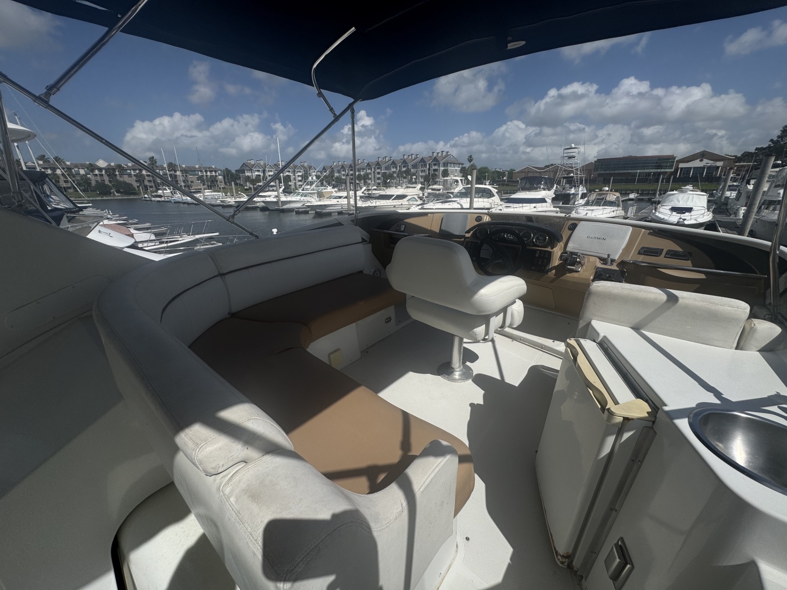 2003 Carver 444 Cockpit Motor Yacht