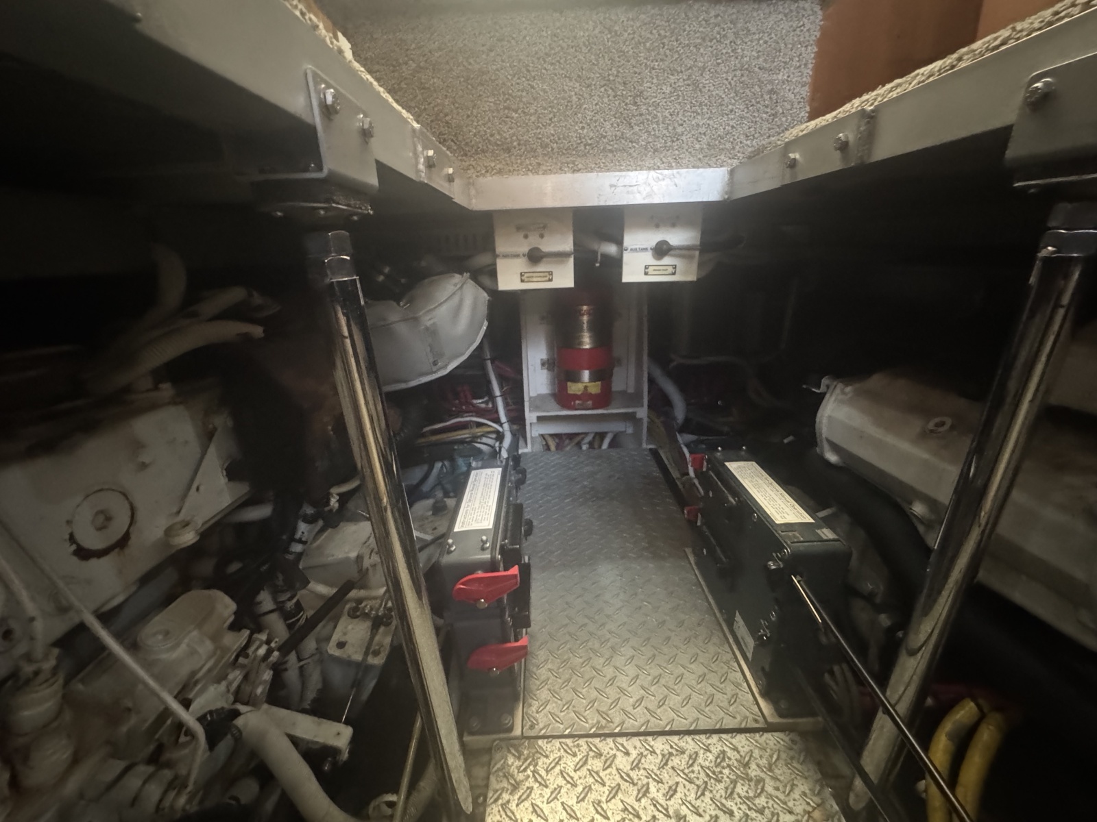 46ft Carver Yacht For Sale