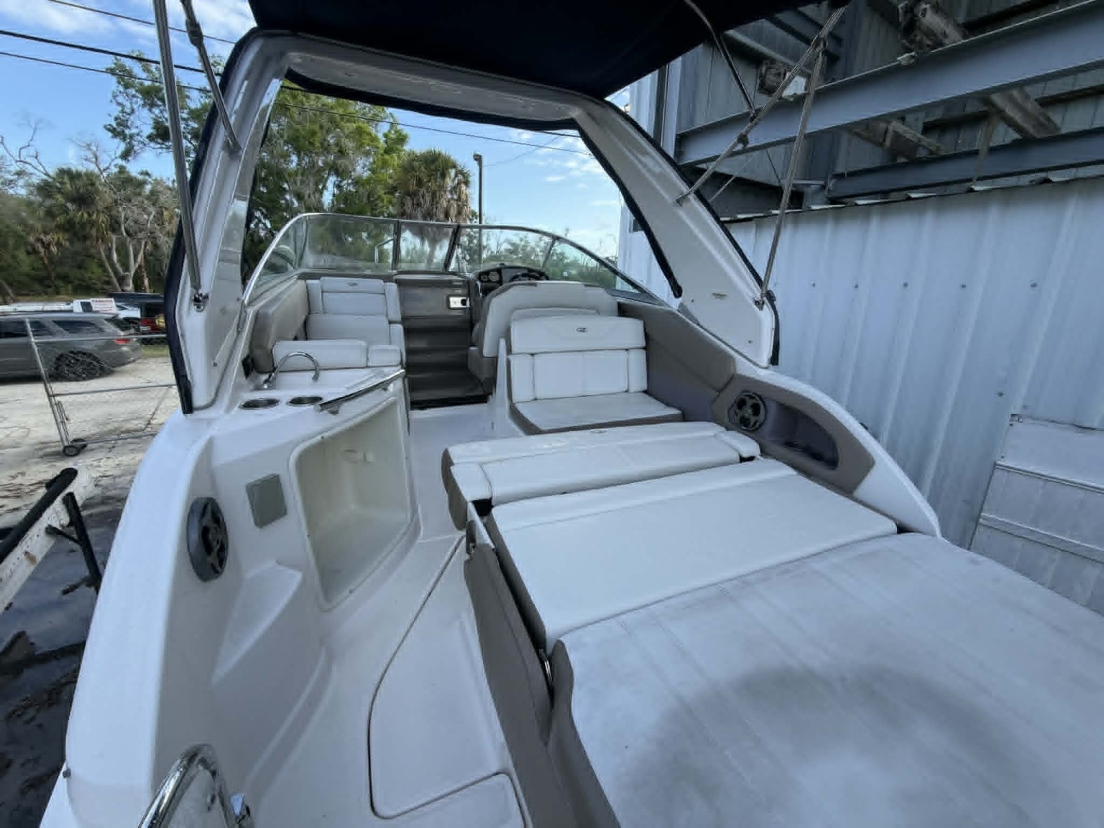 28ft Regal Yacht For Sale