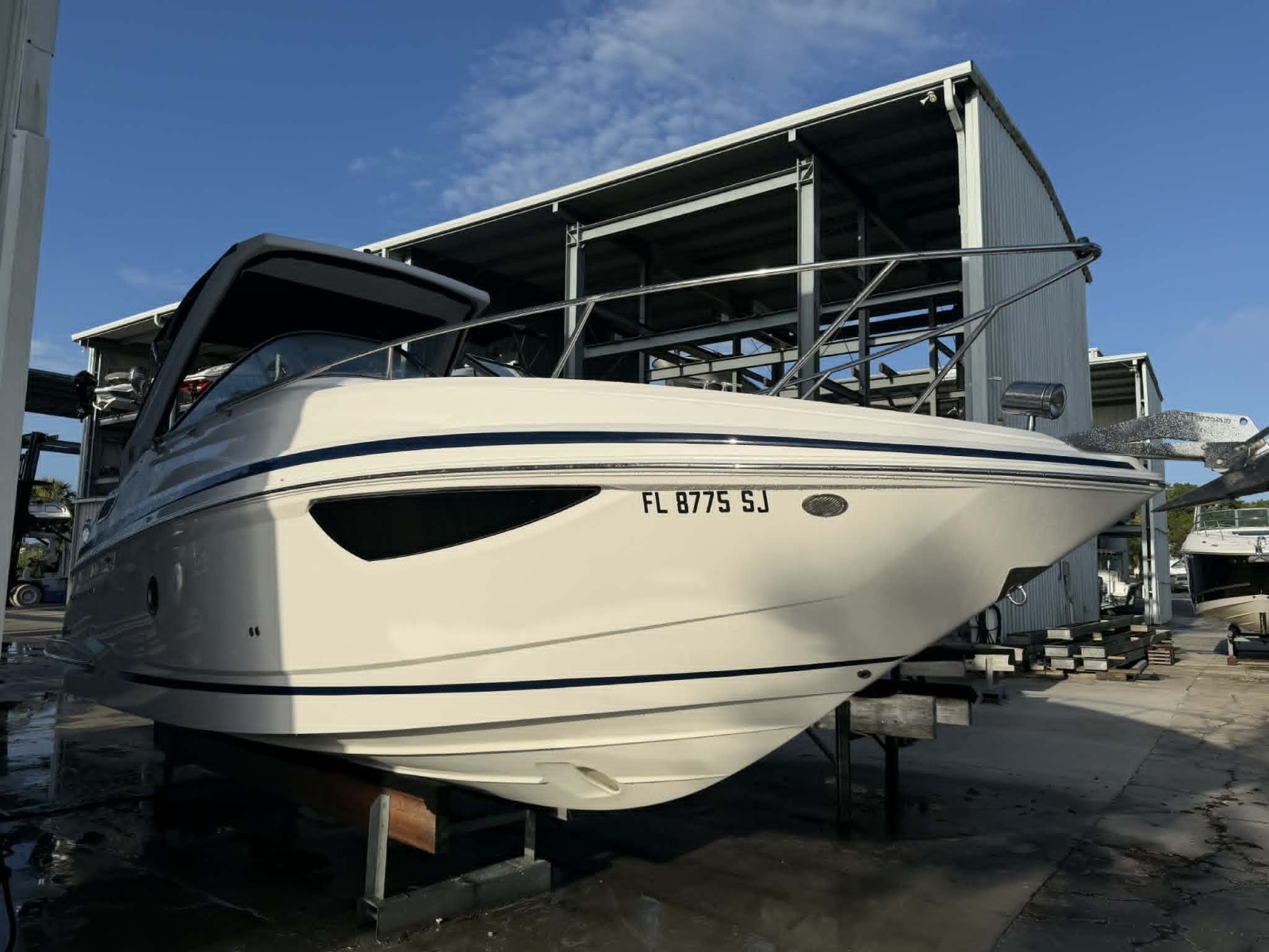 28ft Regal Yacht For Sale