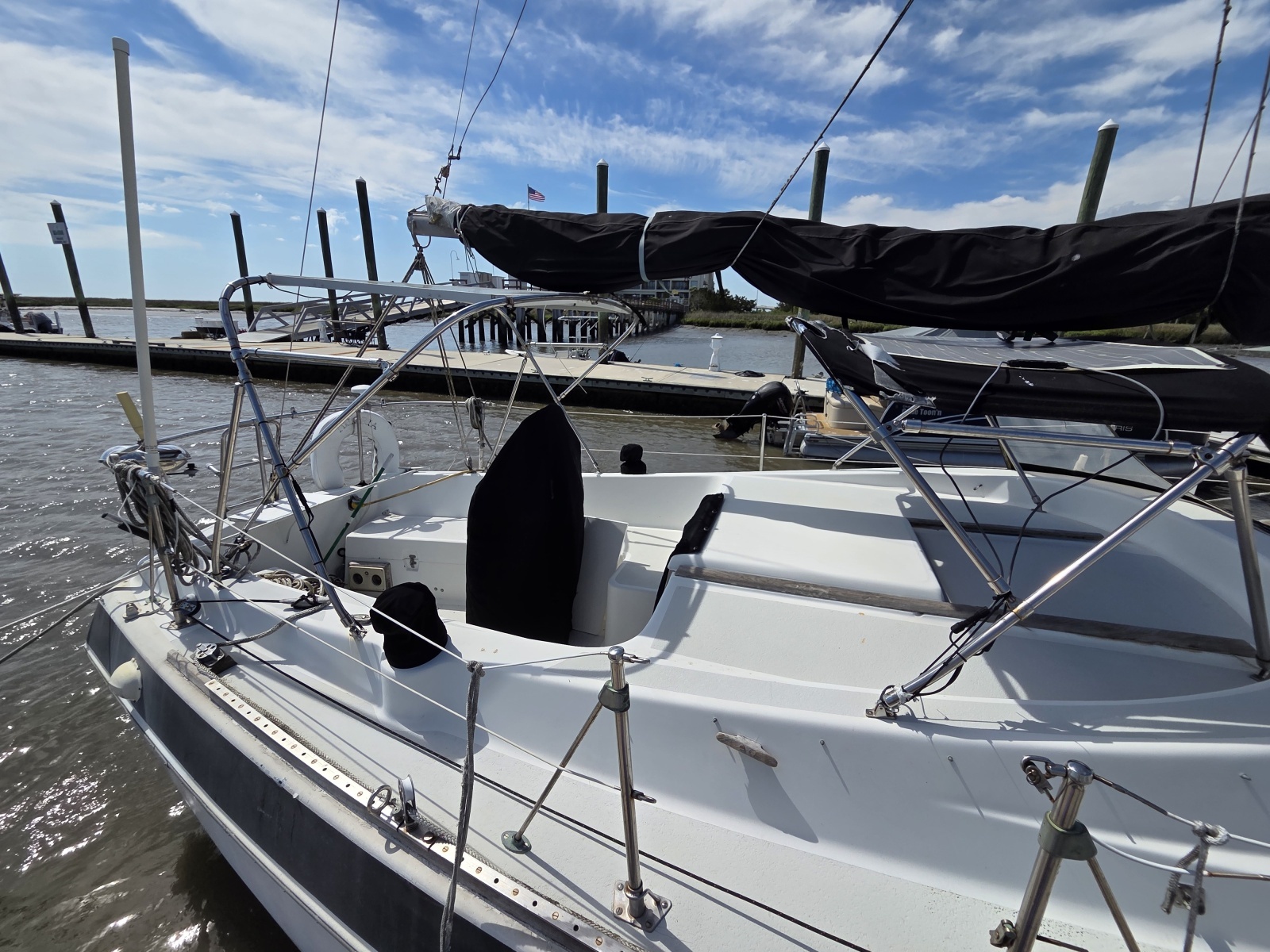 Seminole Wind 33ft Morgan Yacht For Sale