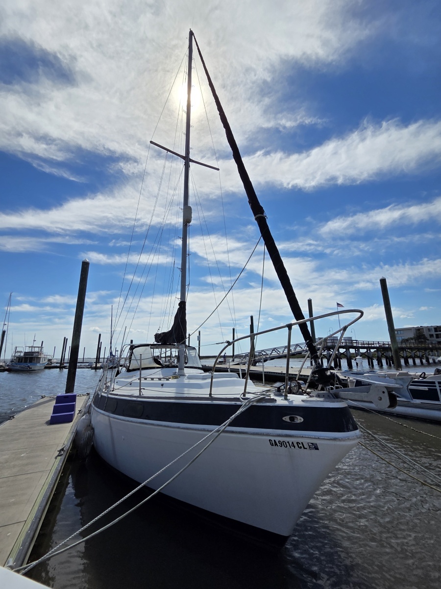 Seminole Wind 33ft Morgan Yacht For Sale