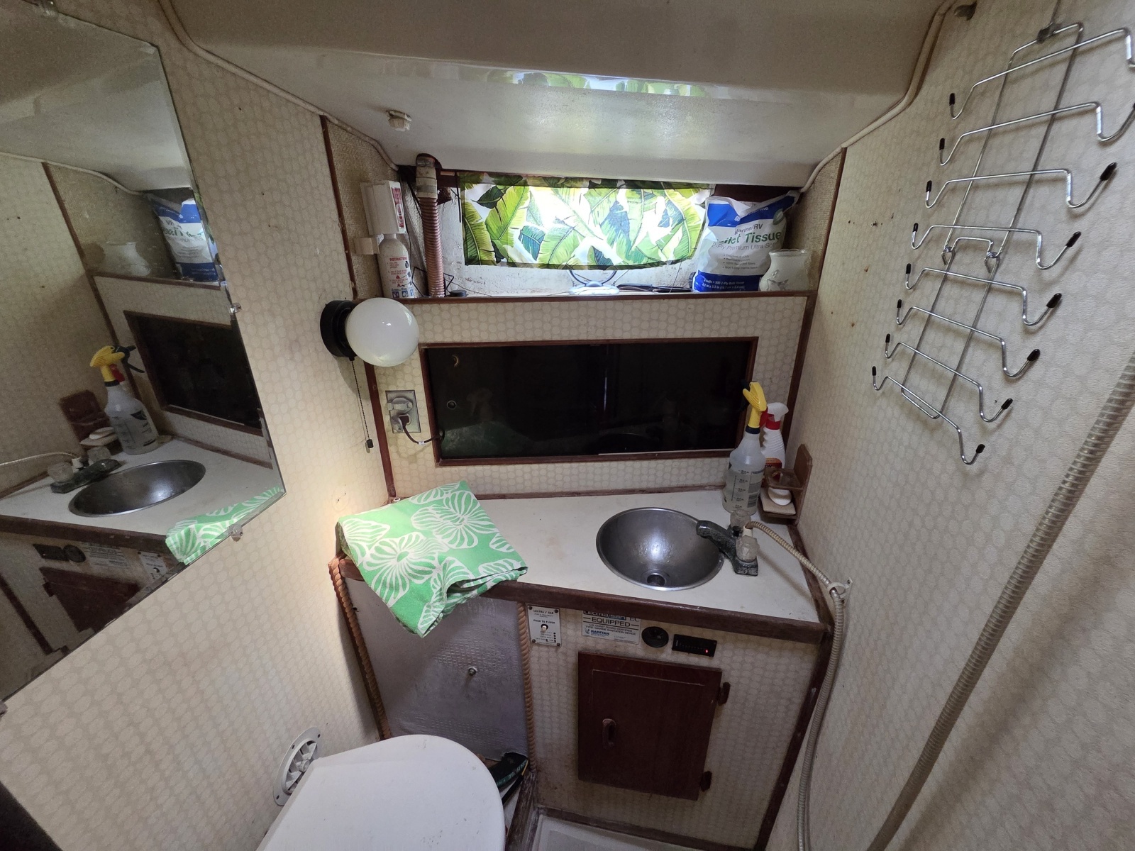 Seminole Wind 33ft Morgan Yacht For Sale