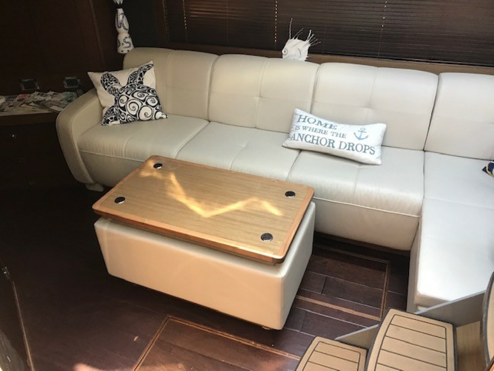 2016 Sea Ray 510 SUNDANCER