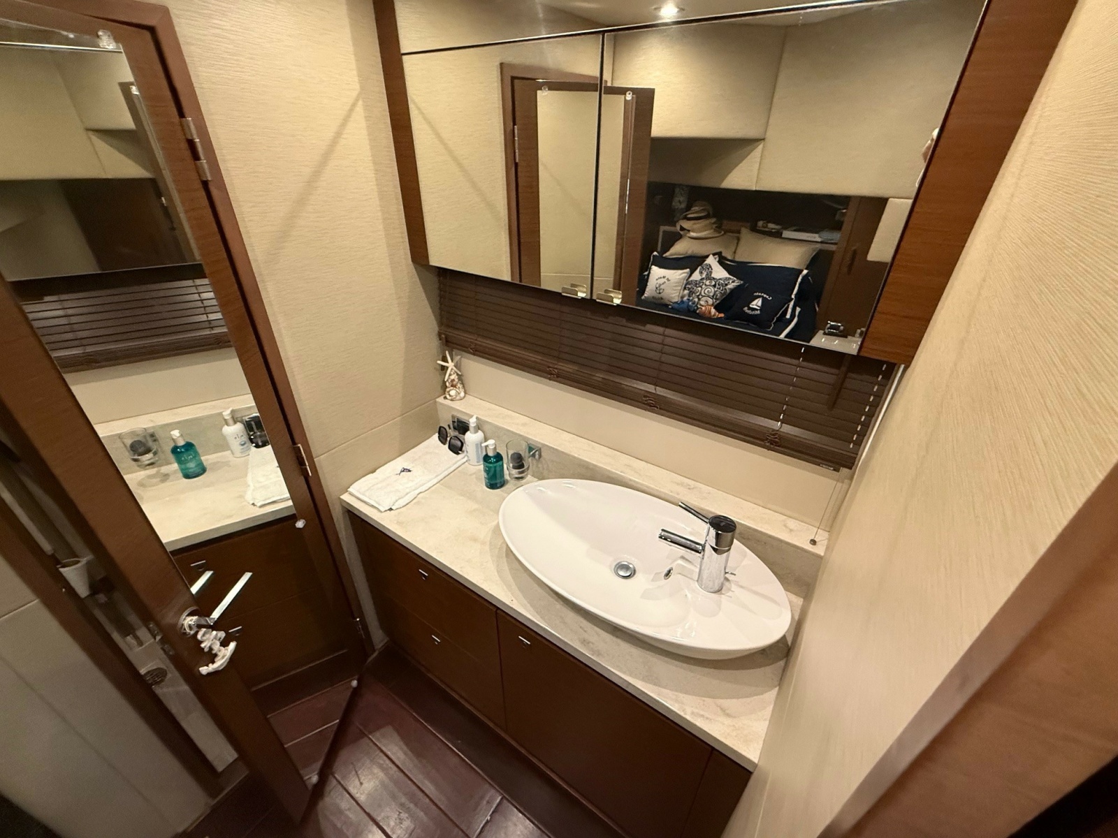 2016 Sea Ray 510 SUNDANCER