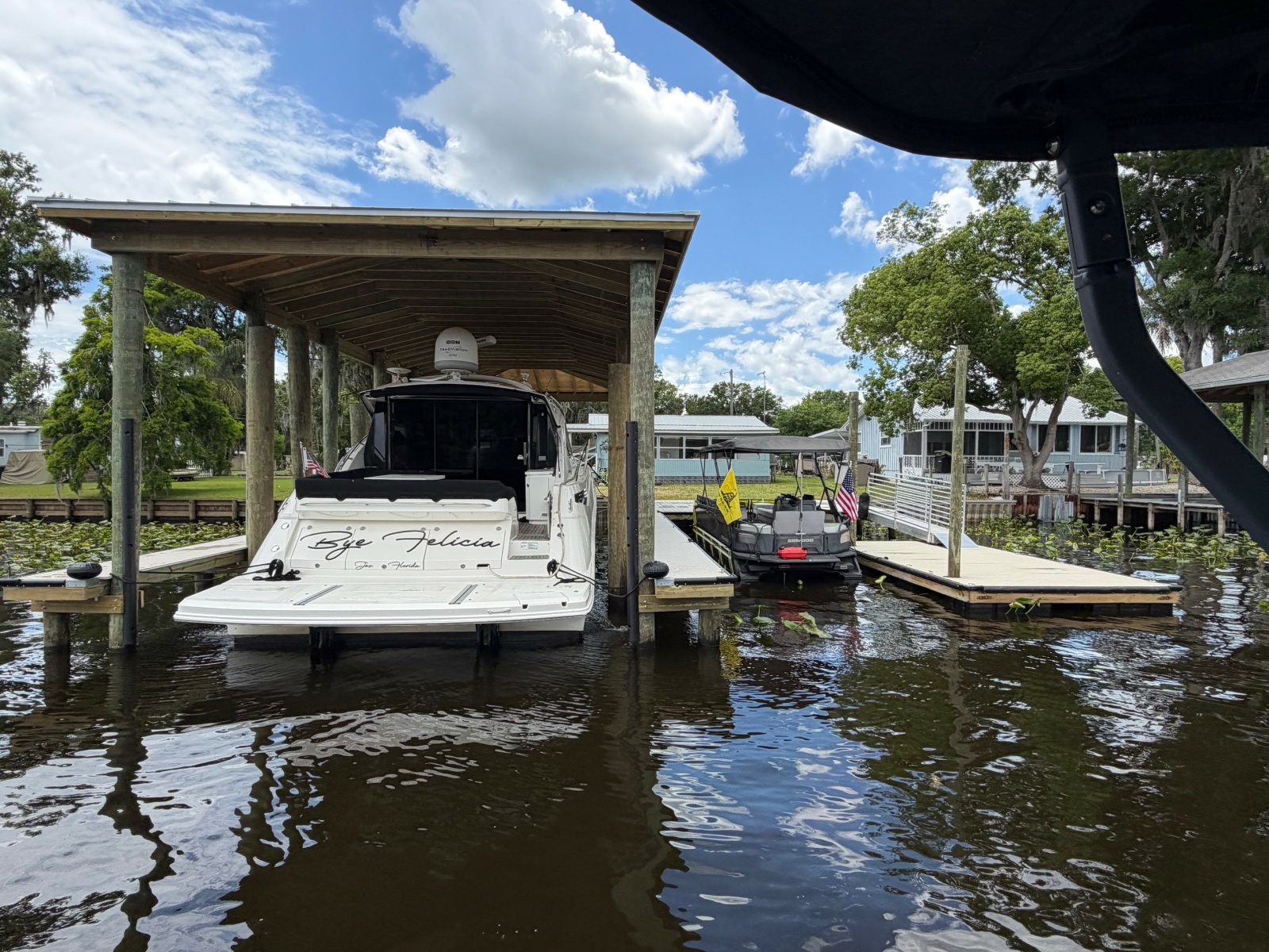 2016 Sea Ray 510 SUNDANCER