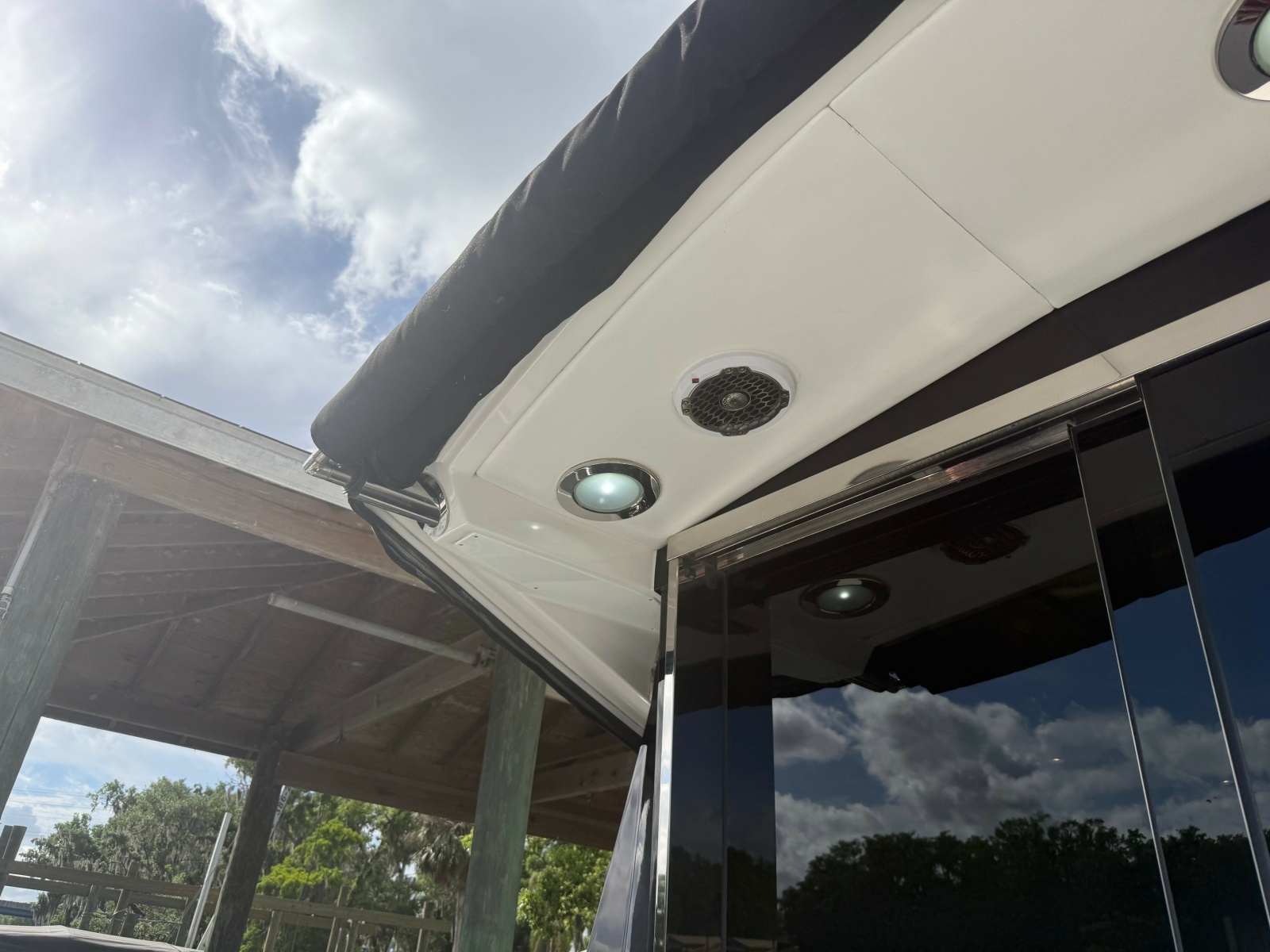 2016 Sea Ray 510 SUNDANCER