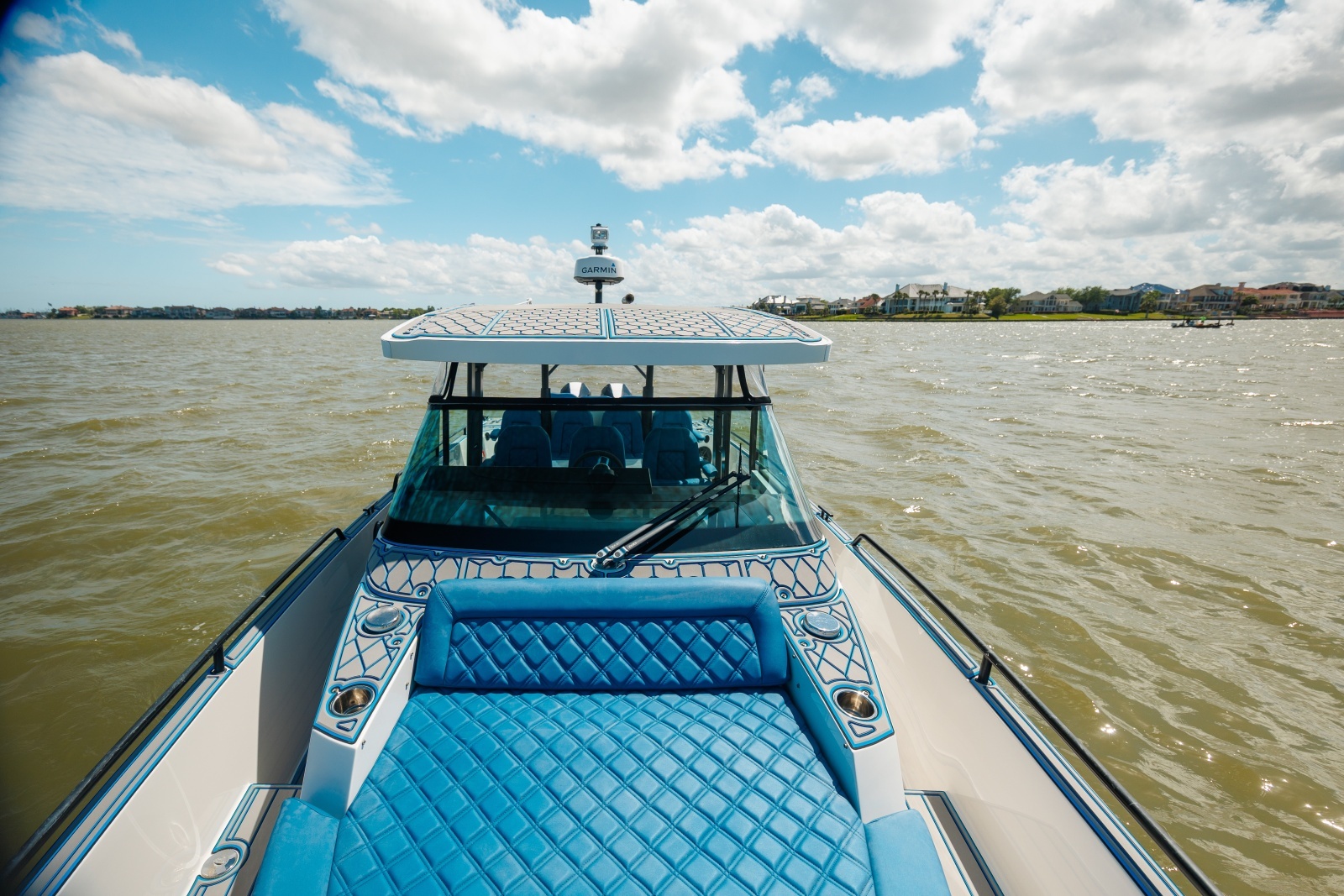 2019 Axopar 37 Sun Top