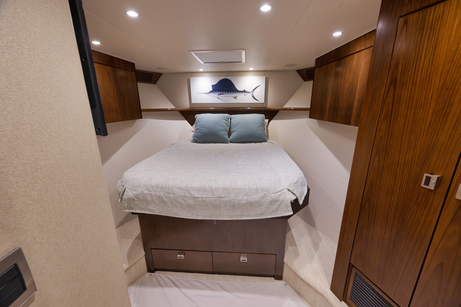 76' 2015 Viking Enclosed Bridge