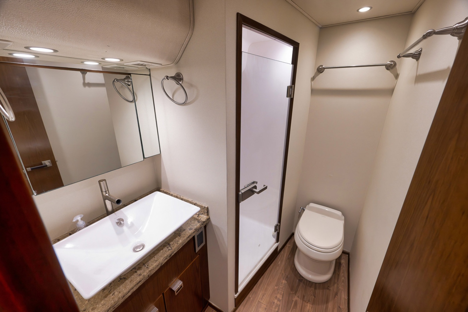 76' 2015 Viking Enclosed Bridge