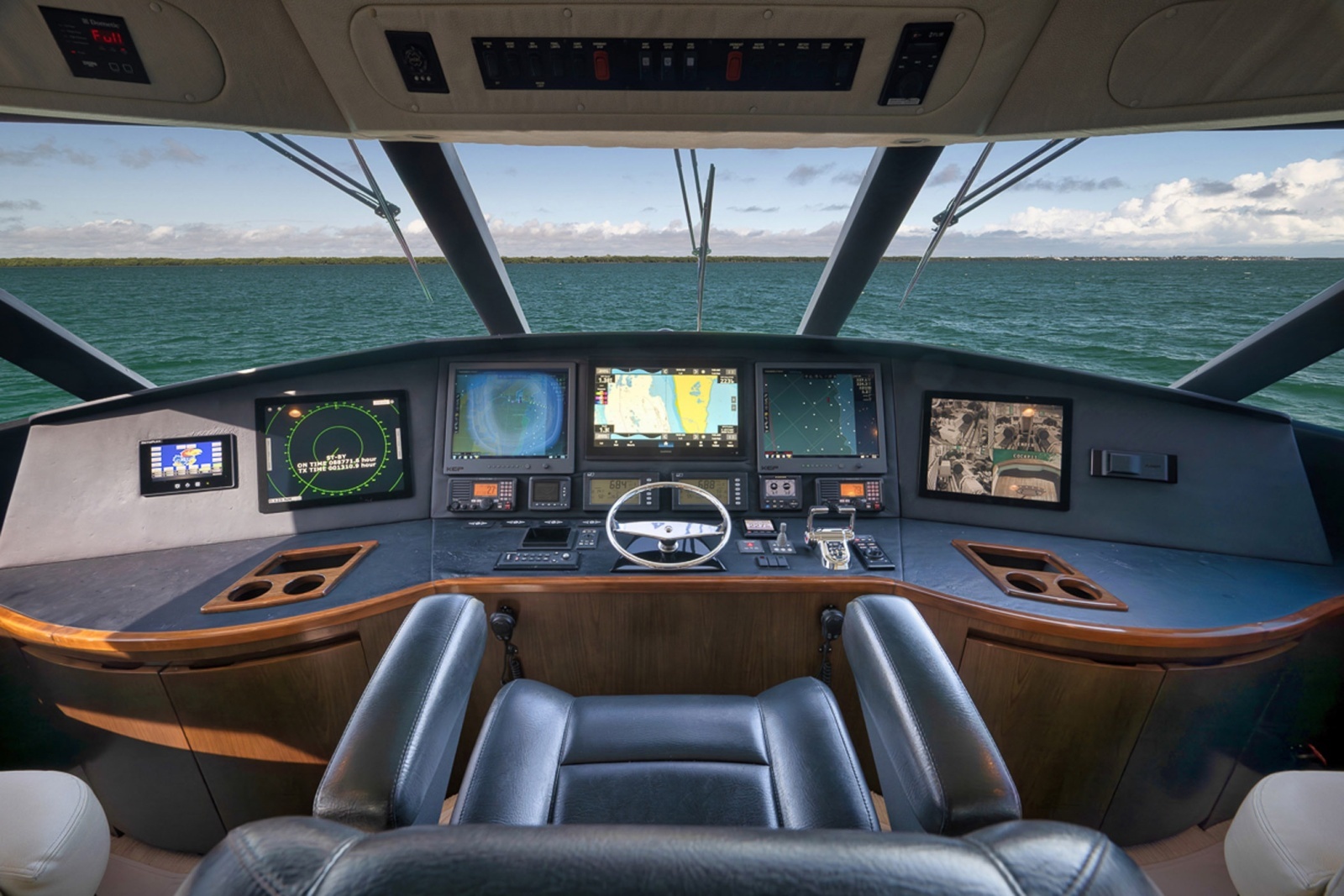 REEL HAWK 76ft Viking Yacht For Sale