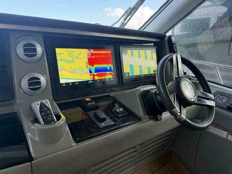 60' 2012 Sea Ray 610 Sundancer