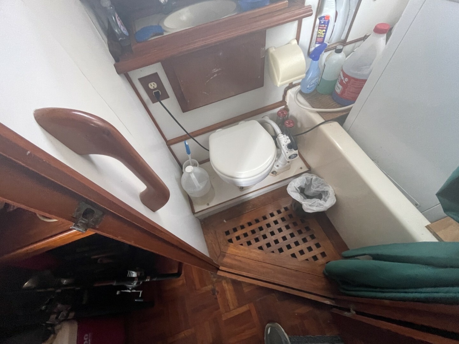Judy V 36ft Albin Yacht For Sale