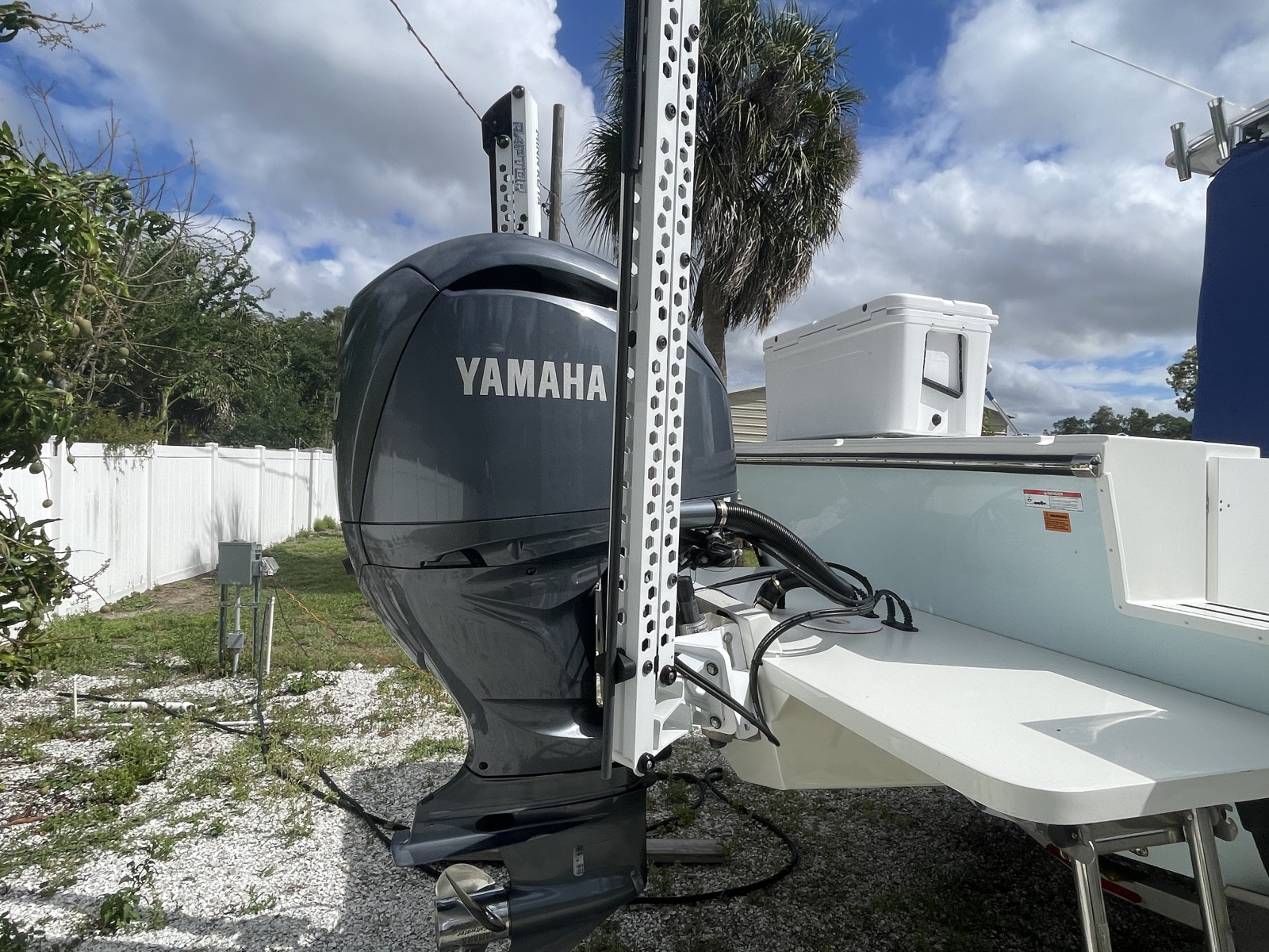 25' 2022 Parker 25SE