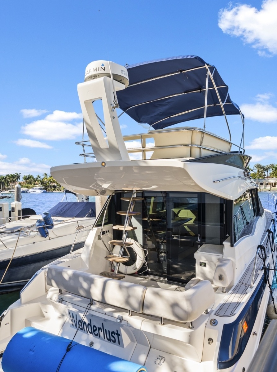 42' 2020 Regal 42 Fly