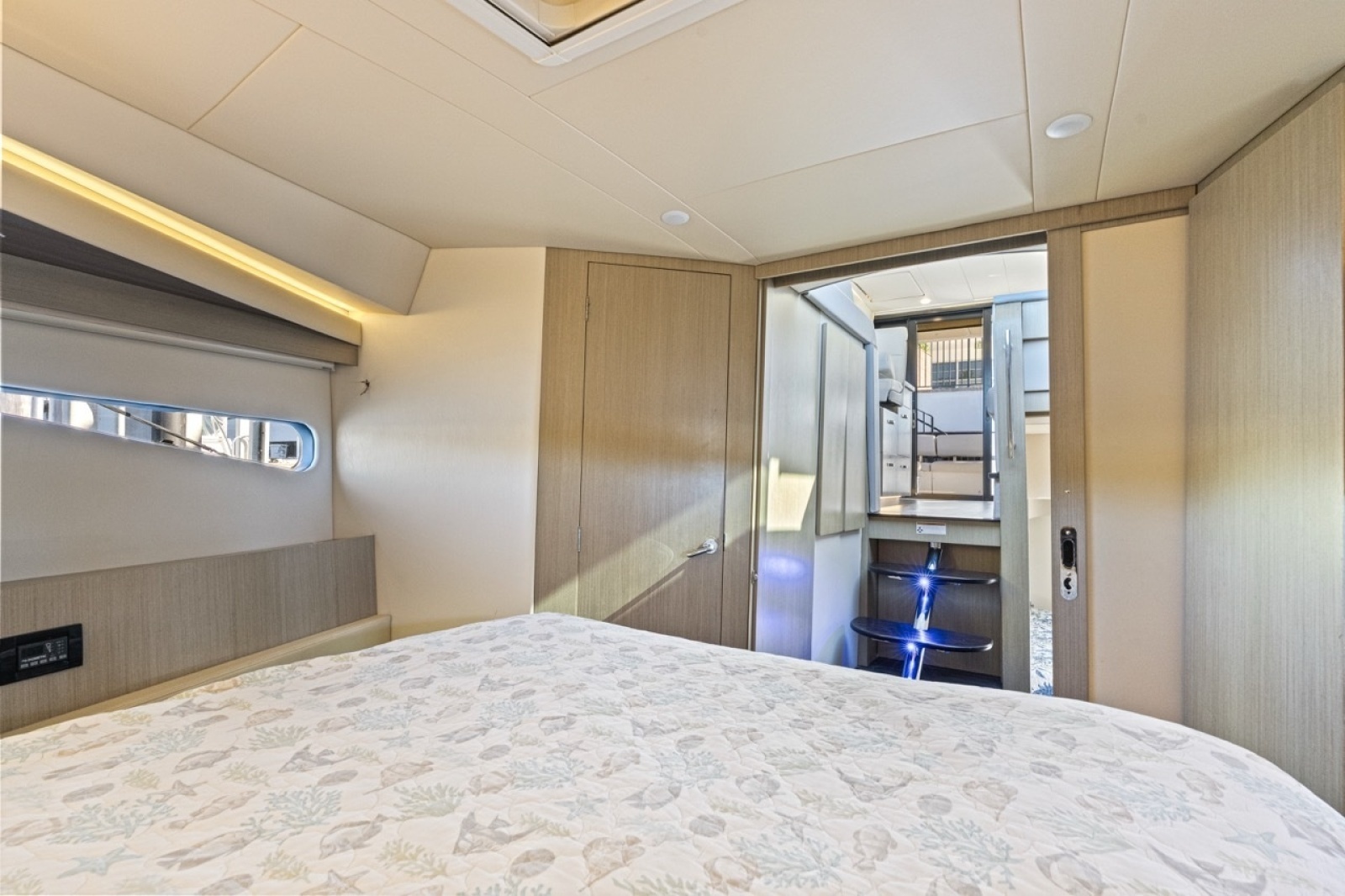 Wanderlust 42ft Regal Yacht For Sale