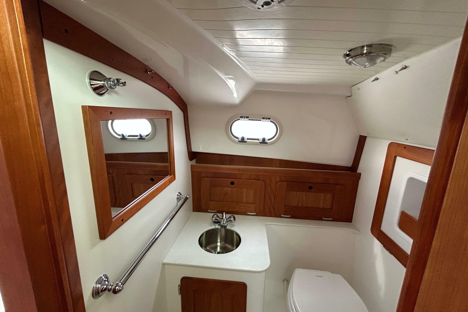 Bonheur 32ft Hunt Yachts Yacht For Sale