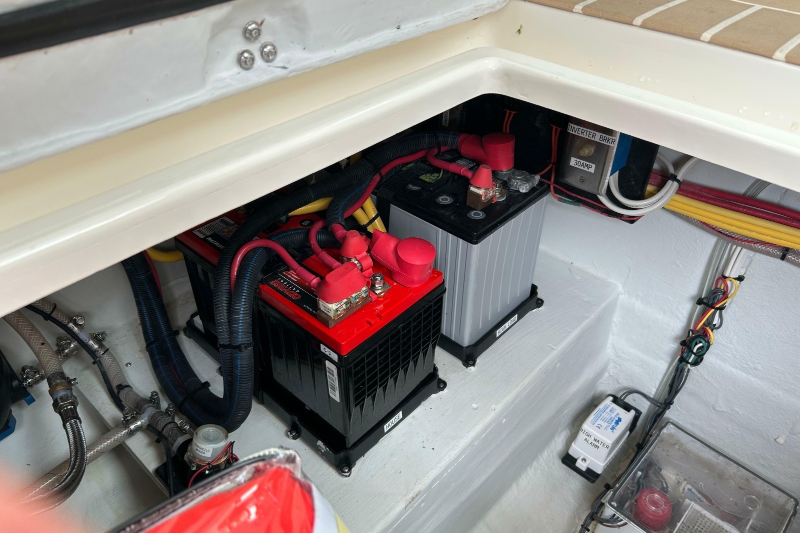 Bonheur 32ft Hunt Yachts Yacht For Sale