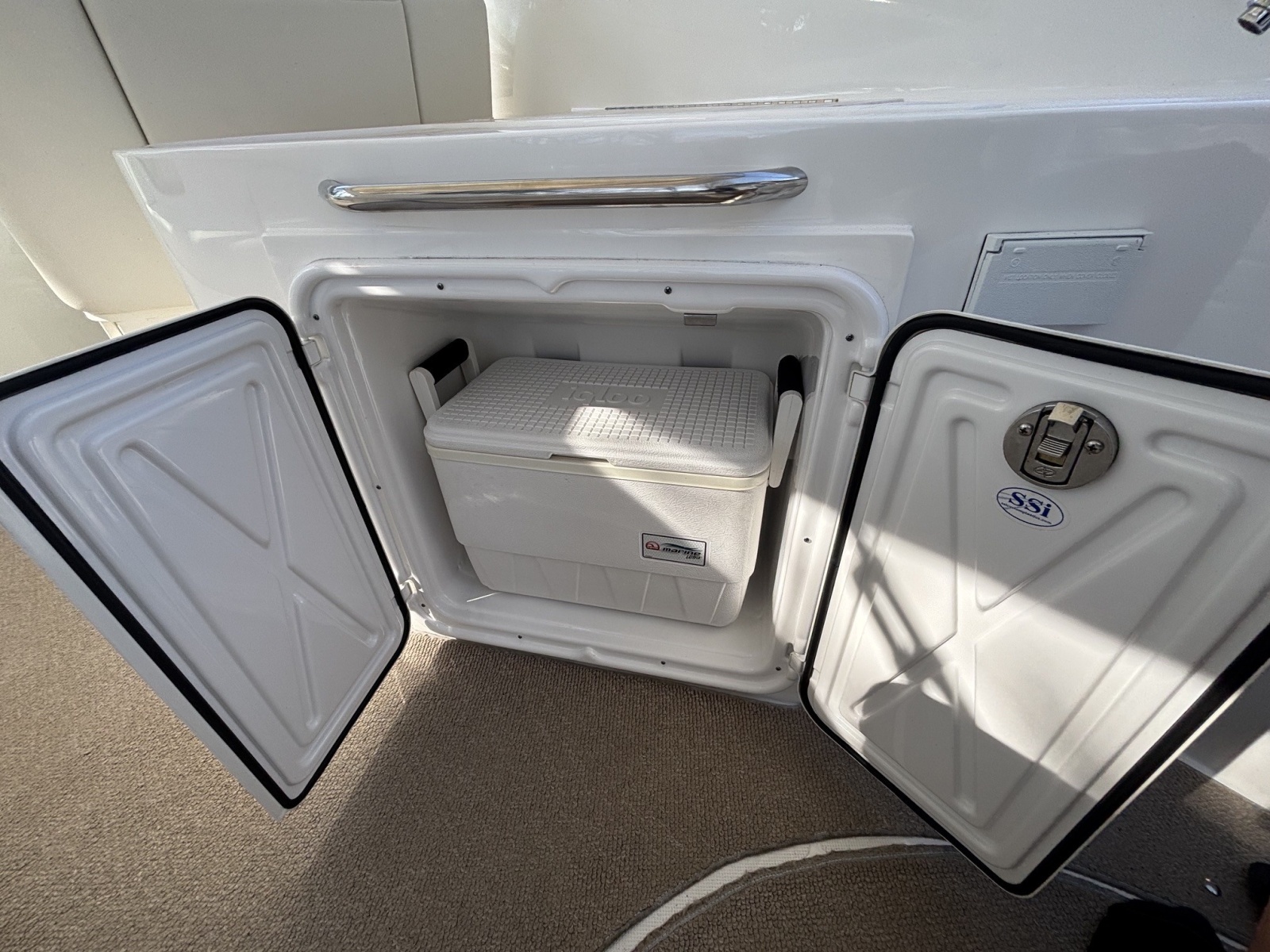 2014 Rinker 290 EC