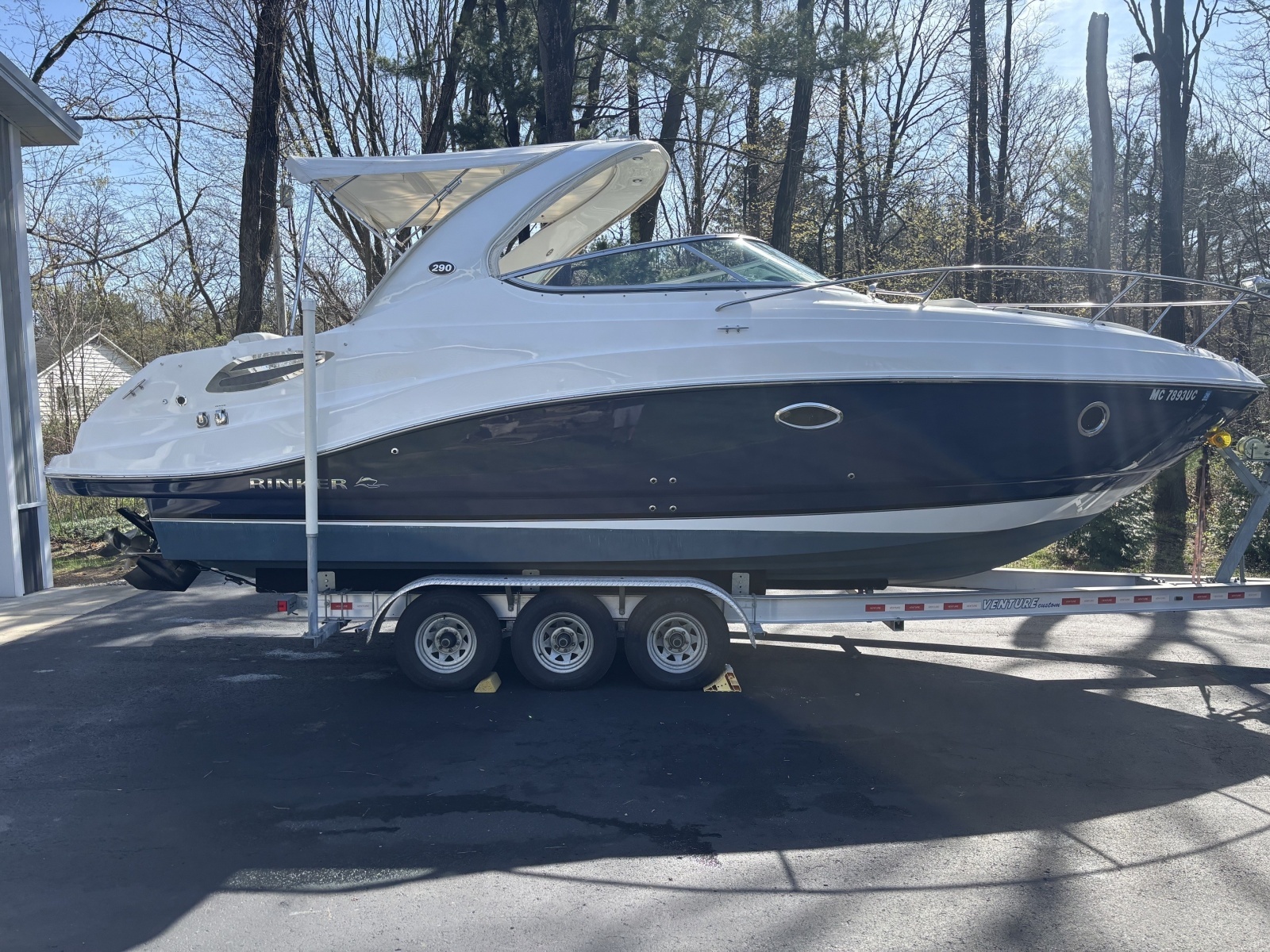 29ft Rinker Yacht For Sale