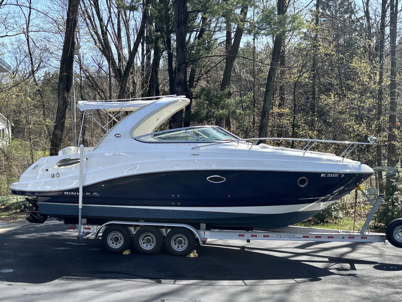 29ft Rinker Yacht For Sale