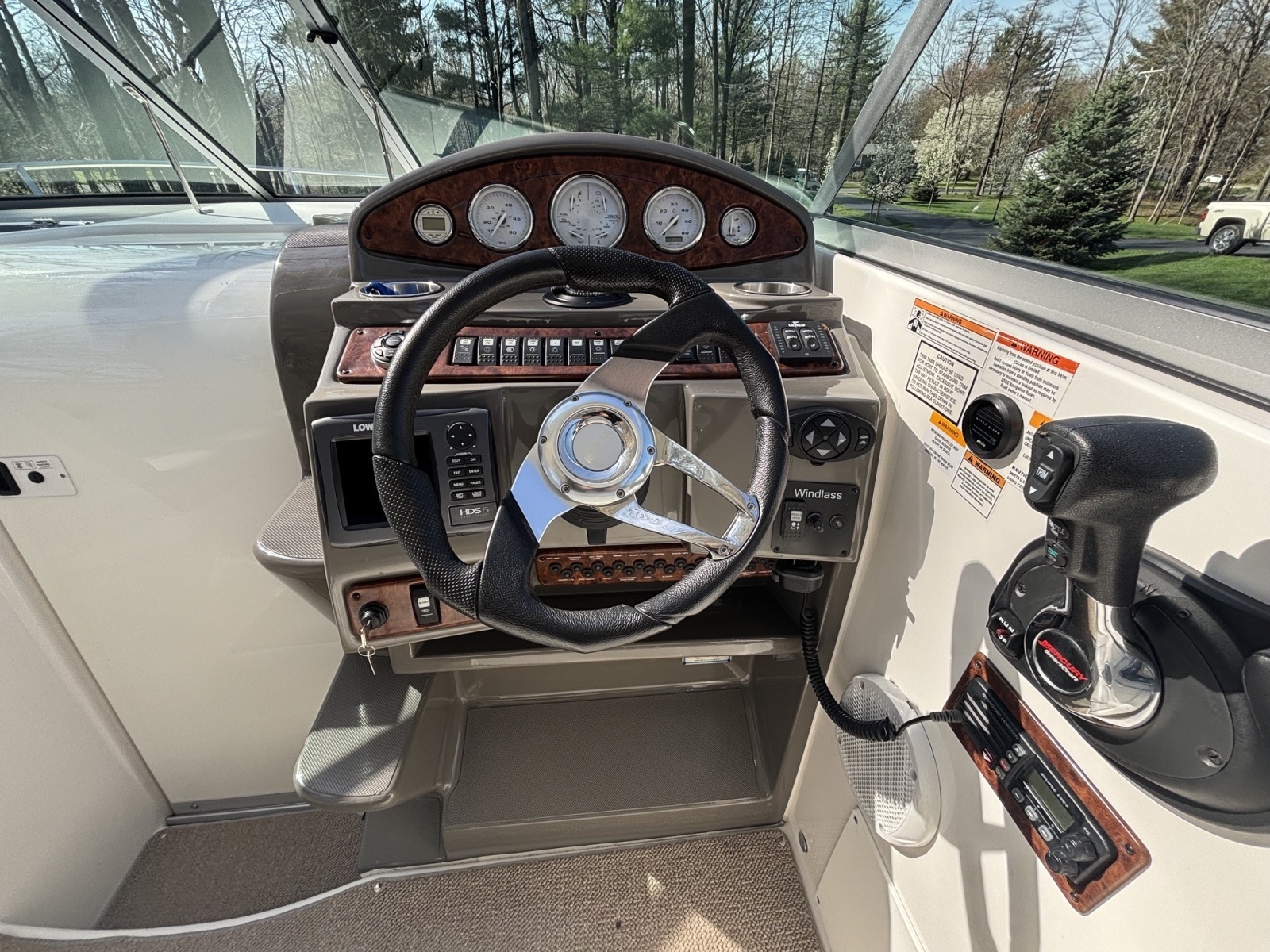 29ft Rinker Yacht For Sale