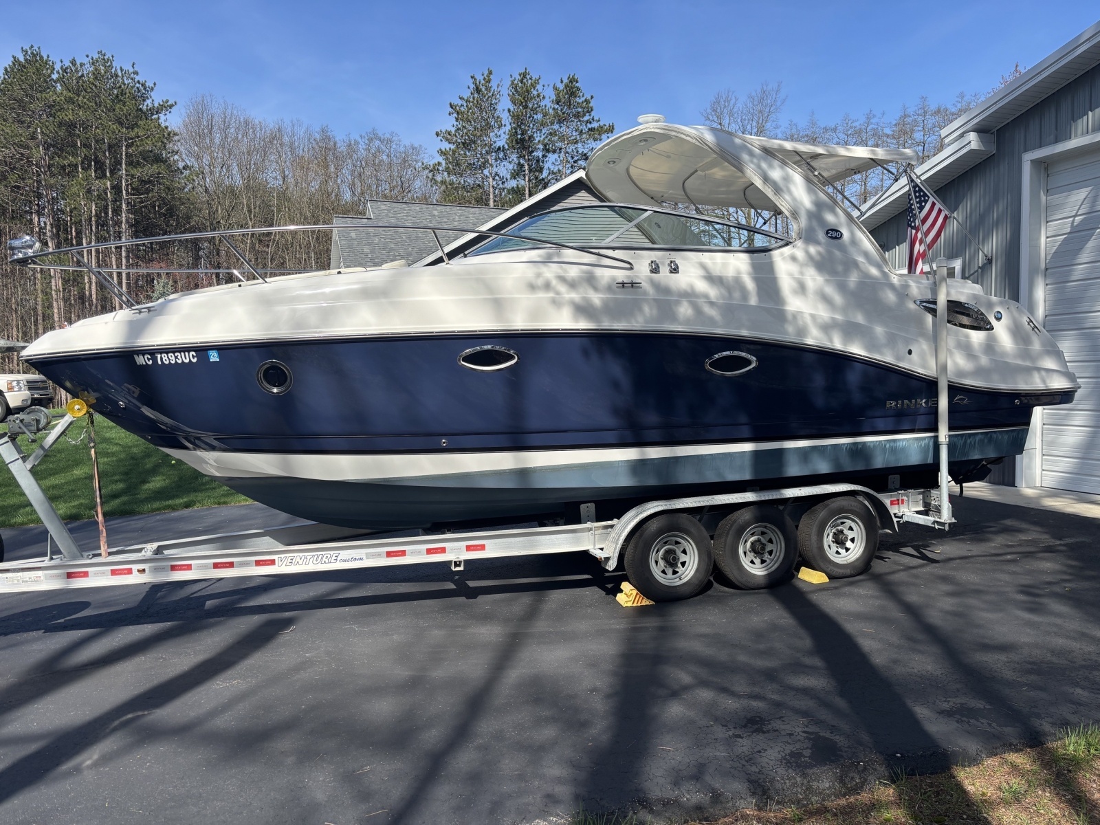 29ft Rinker Yacht For Sale