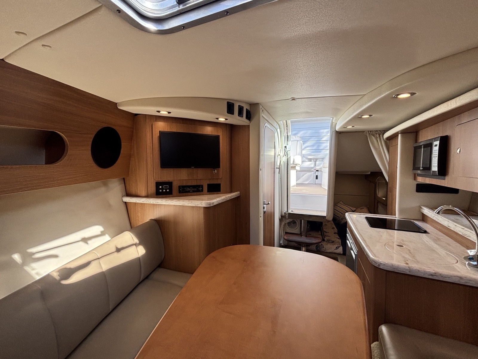 29ft Rinker Yacht For Sale