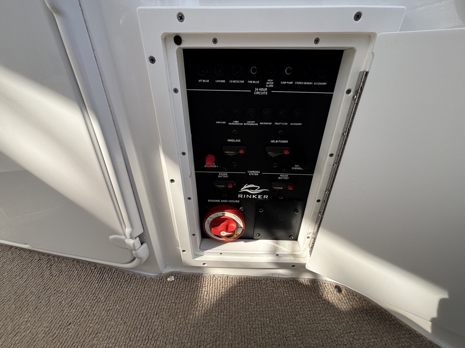 29ft Rinker Yacht For Sale