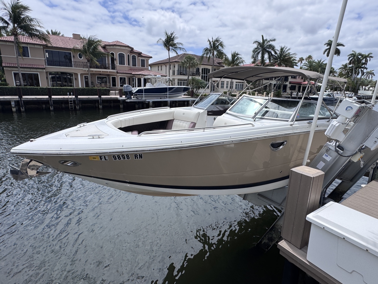 29ft Cobalt Yacht For Sale