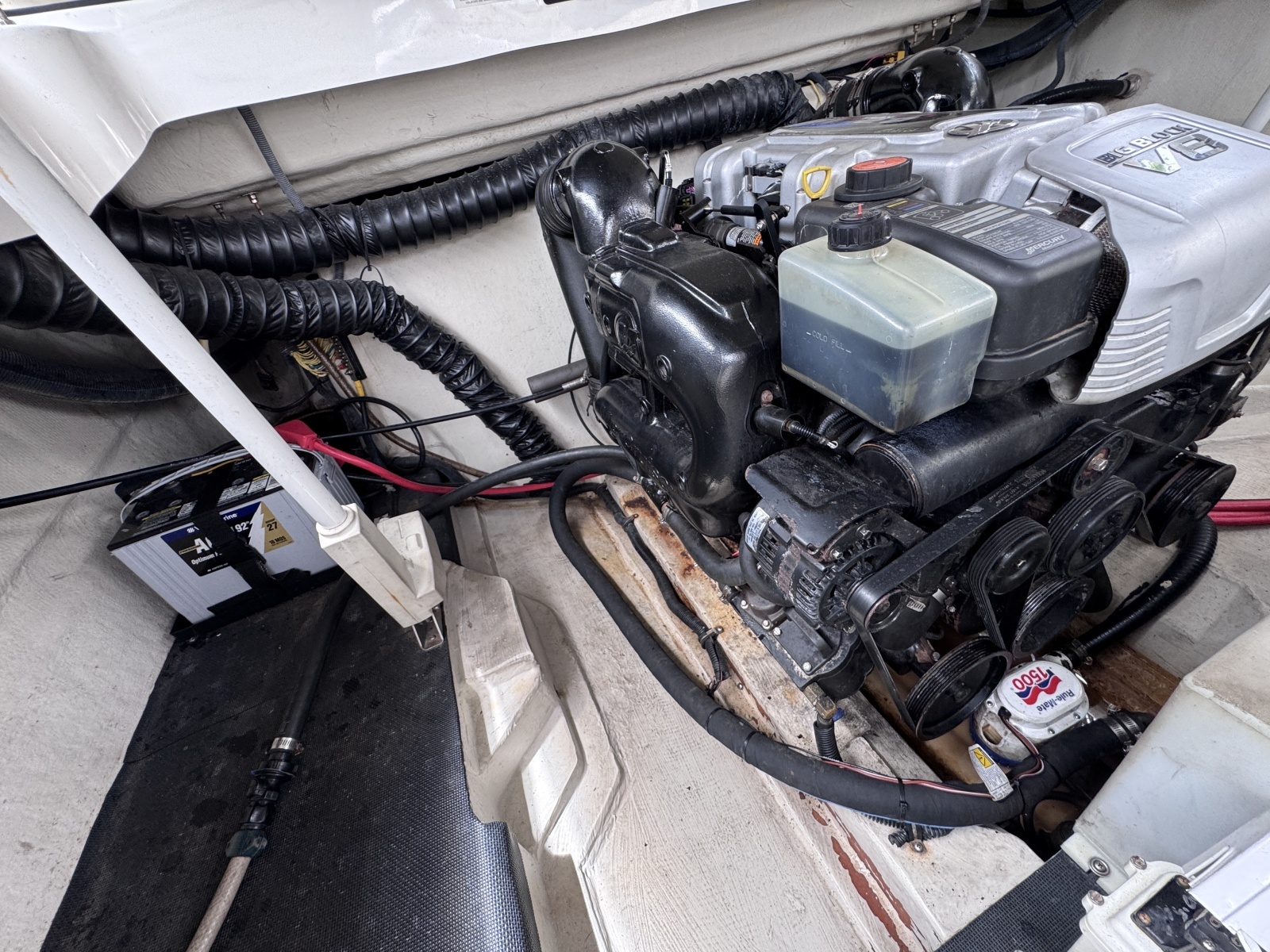 29ft Cobalt Yacht For Sale