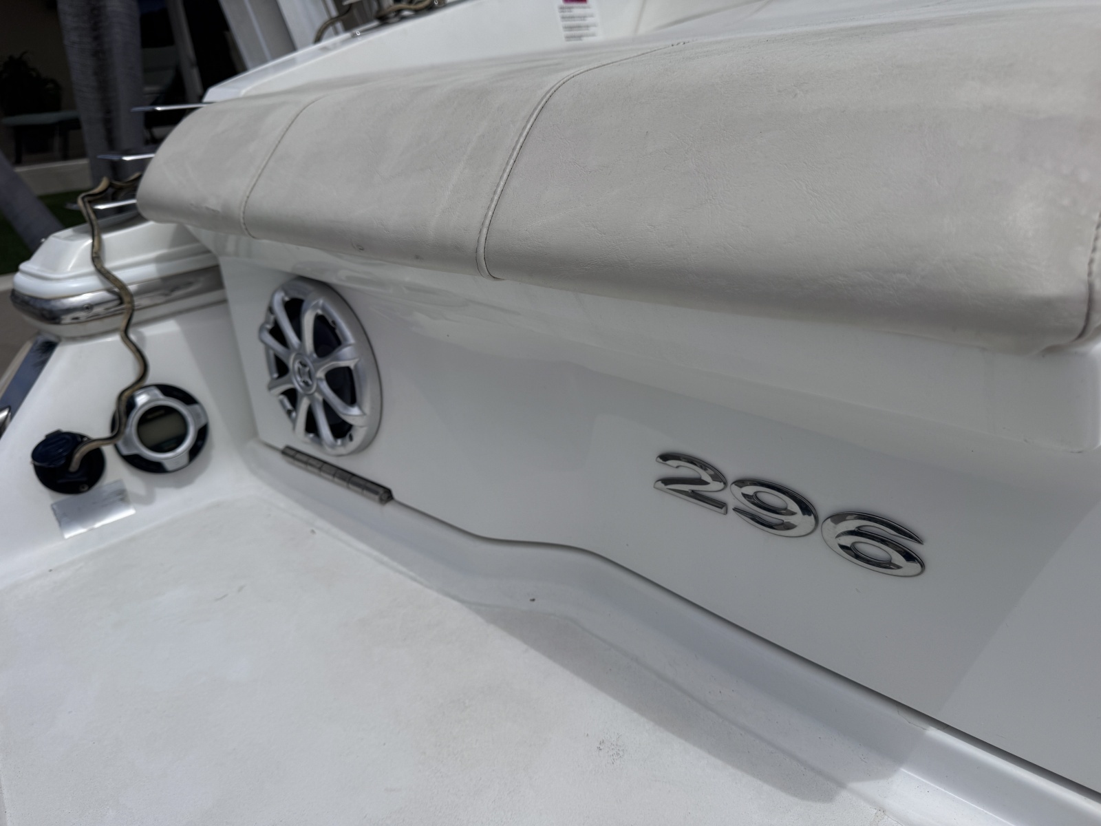 29ft Cobalt Yacht For Sale