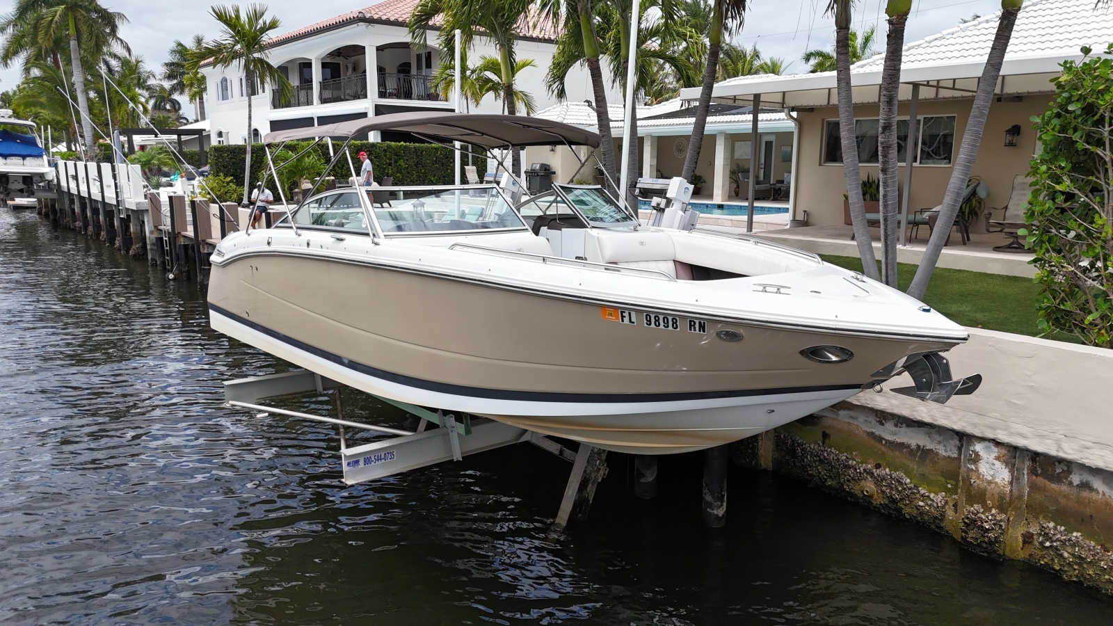 29ft Cobalt Yacht For Sale