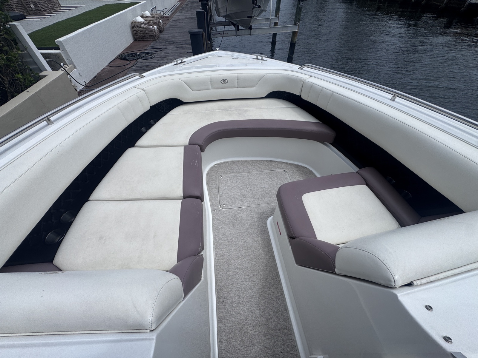 29ft Cobalt Yacht For Sale