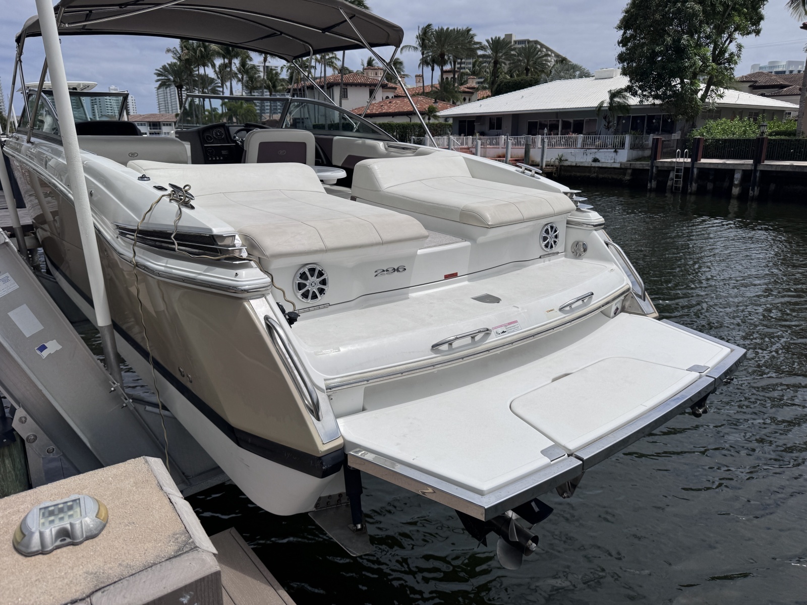 29ft Cobalt Yacht For Sale