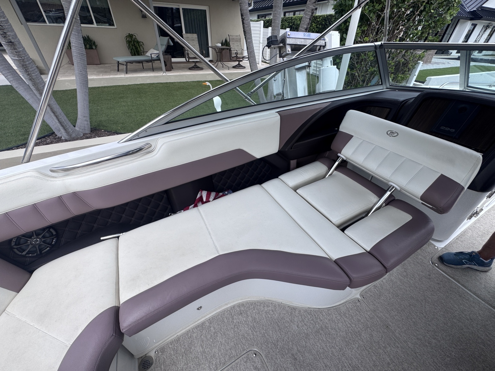 29ft Cobalt Yacht For Sale