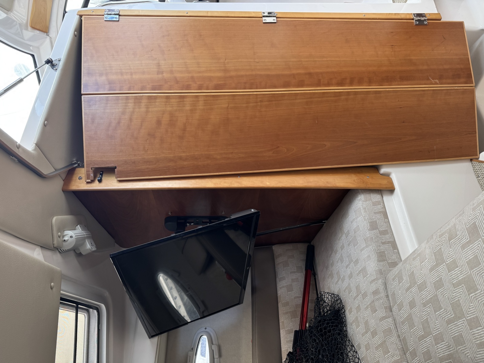 Noor Horizons 24ft Cutwater Yacht For Sale